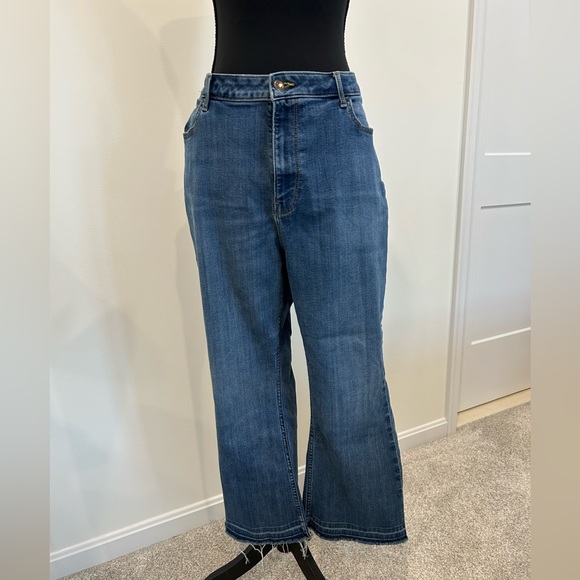 Wrangler Denim - Wrangler brand high rise cropped jeans